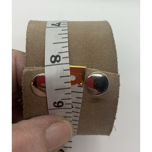 Handmade (?) Leather Western Star Wristband Cuff W/ Double Snaps 2” Wide 8” Rnd - Picture 5 of 5